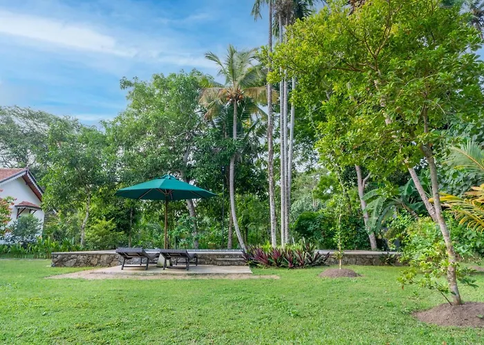5Br Luxury Villa With Pool The Blues